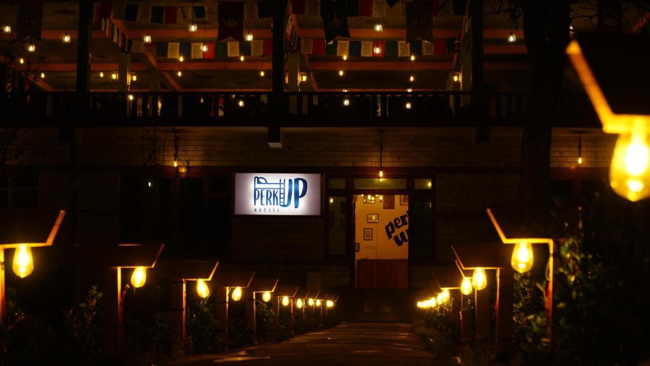 Perkup Hostel Касоль Экстерьер фото