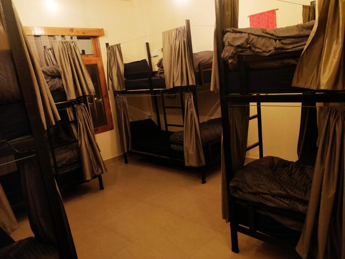 Perkup Hostel Касоль Экстерьер фото