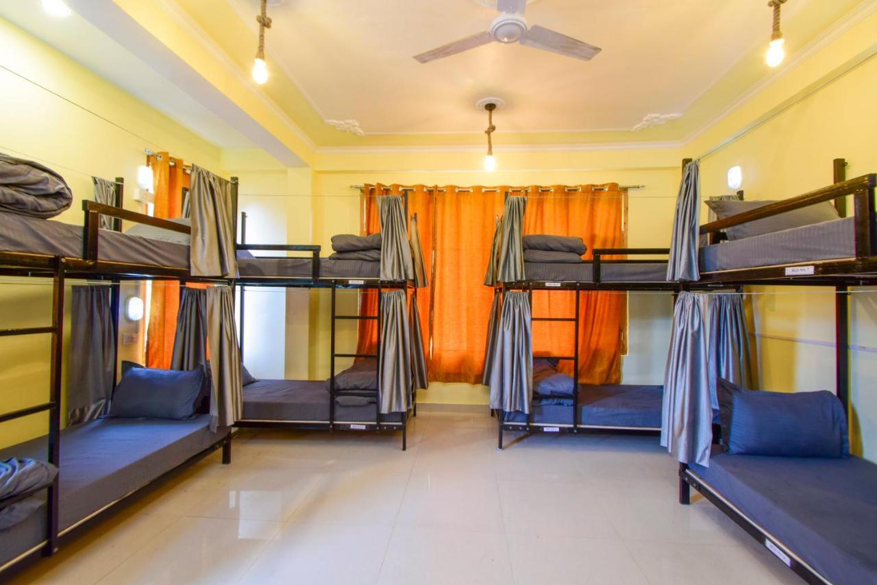 Perkup Hostel Касоль Экстерьер фото